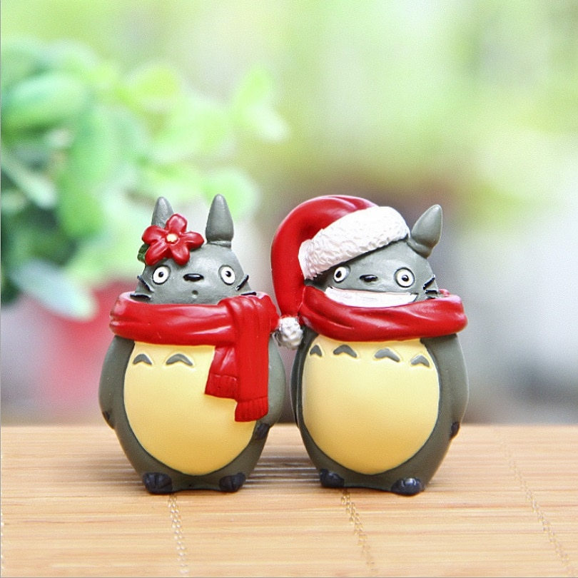 Anime Ghibli Hayao Miyazaki Totoro Christmas Party Model My Neighbor Totoro Figurine Totoro Briquettes figure with Christmas Hat Anime Ghibli Hayao Miyazaki Totoro Christmas Party Model My Neighbor Totoro Figurine Totoro Briquettes figure with Christmas Hat